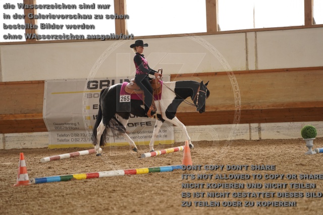 s_A_901647.JPG